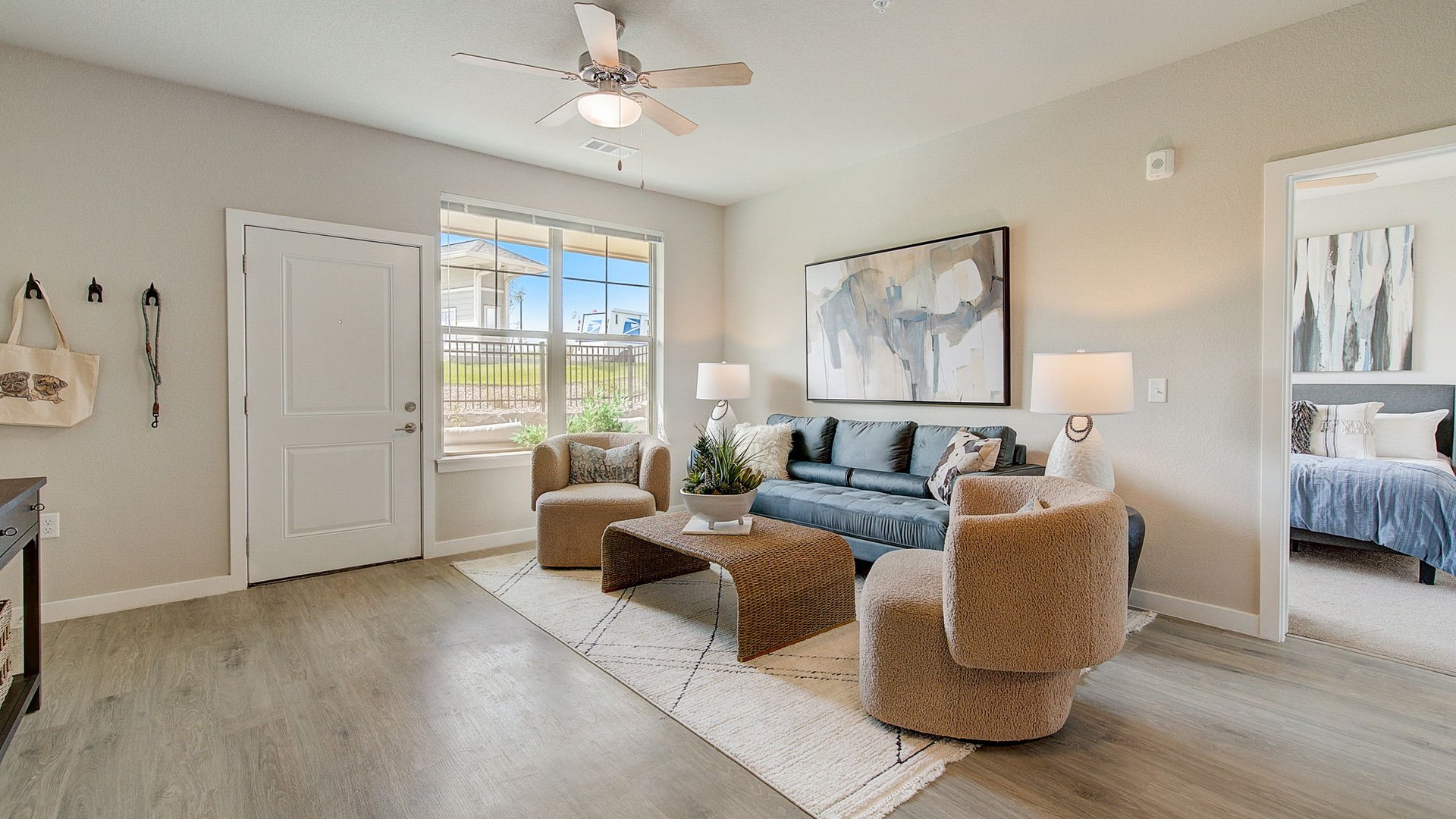 Virtual Tours & Gallery Authentix Lakeville Apartments